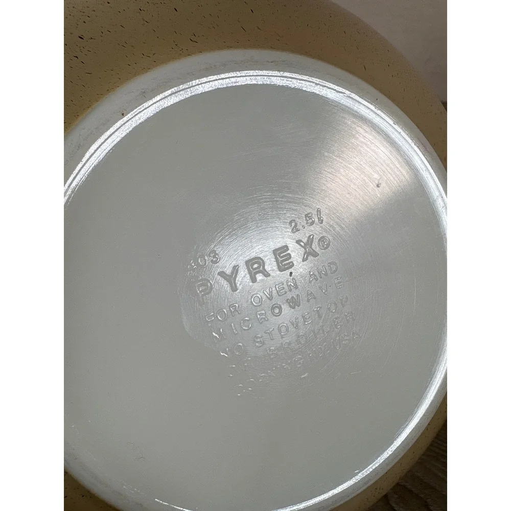 Vintage Pyrex Homestead Mixing Bowl 403 2.5L Tan Speckled Blue Floral Milk Glass